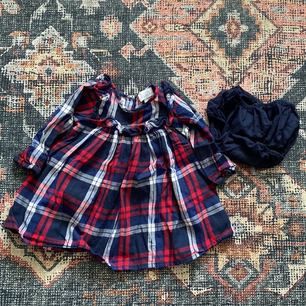 The Children’s Place Plaid Dress • 6-9Mo